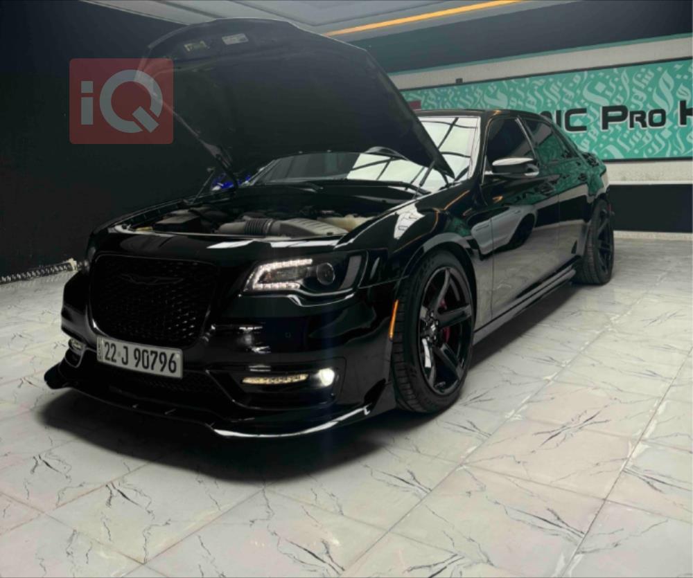 كرايسلر 300